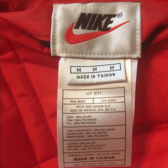 Nike Men’s Size M Reversible Red/Navy Blue Jacket - Picture 7 of 8
